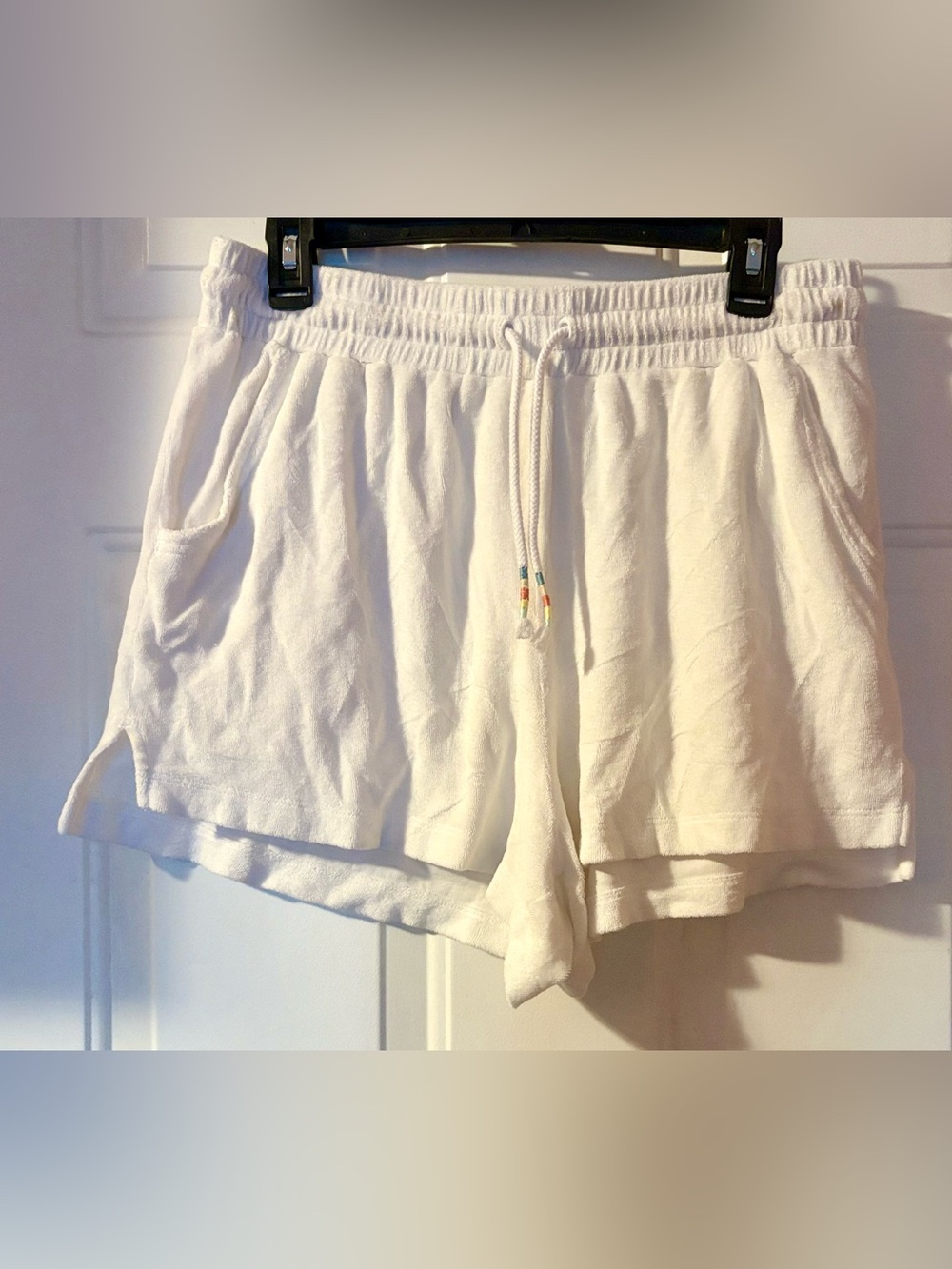 Travis Mathew Women's White Terry Cloth Shorts Size Large